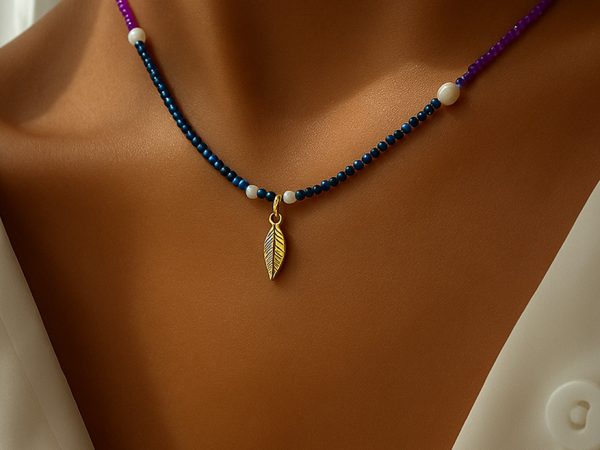 گردنبند طلا 18 عیار مدل برگ و مروارید