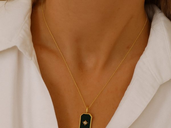 پلاک طلا ۱۸ عیار مدل ستاره مالاکیت