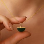 پلاک طلا نیم دایره