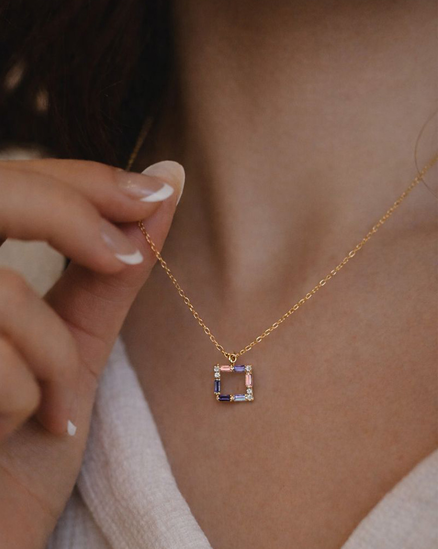 گردنی قاب رنگین طلا